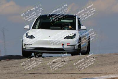 media/Apr-02-2023-Speed Ventures (Sun) [[5e759f4fdb]]/5-Tesla corsa A/session 3 grapvine/